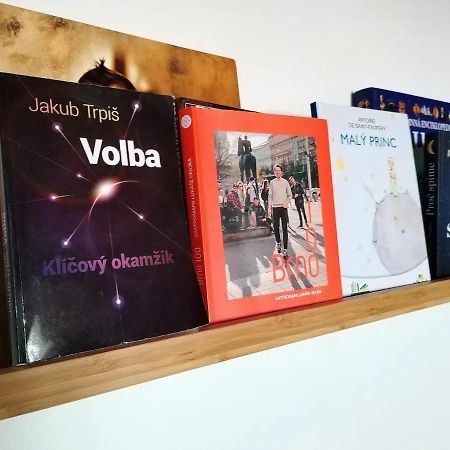Sweethome Brno - Cely Byt Komarov Eksteriør bilde